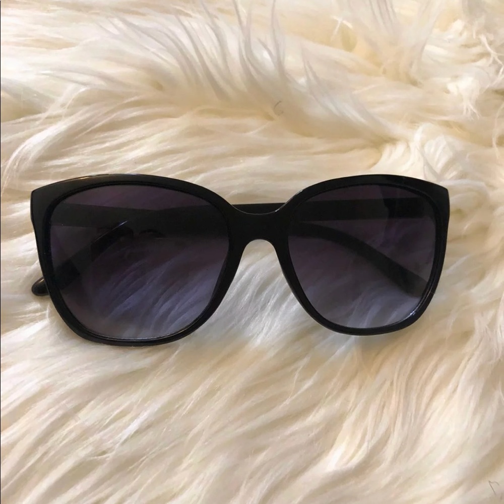 Jlo sunglasses